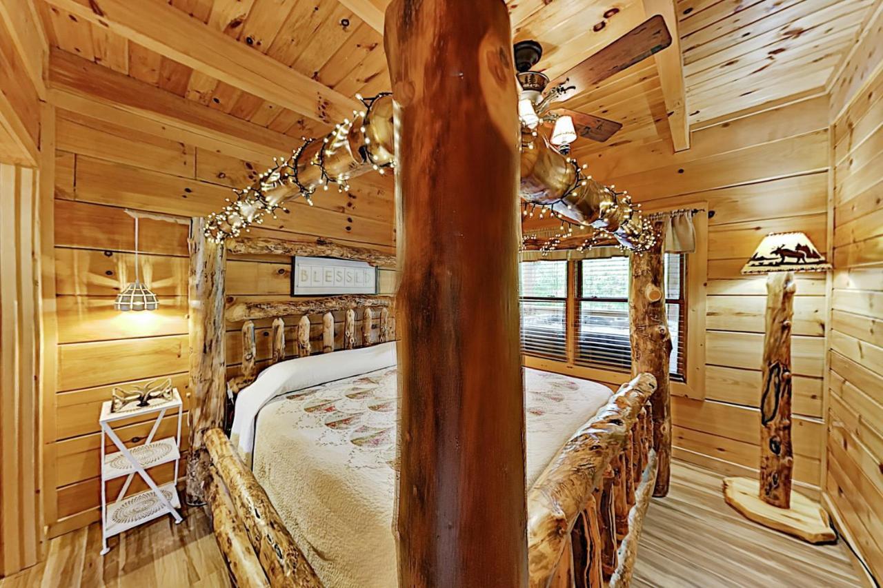 Villa Happy Bear Hollow à Sevierville Extérieur photo